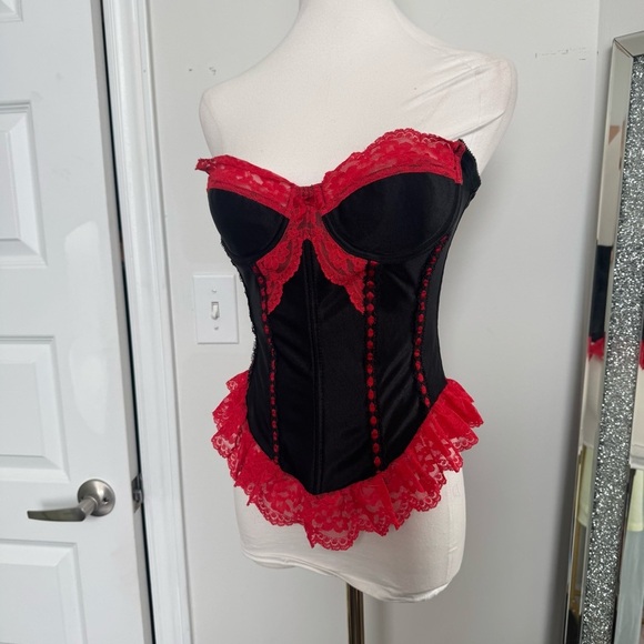 Vintage Elegant Black and Red Lace Corset whimsigoth fairy punk 36 - Picture 5 of 6
